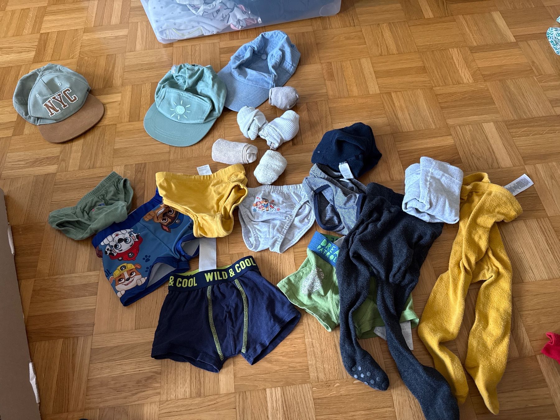 Lotti & Set di vestiti: Kleiderpaket Gr 80 – Usato da Zürich venduto da ann_vl7h