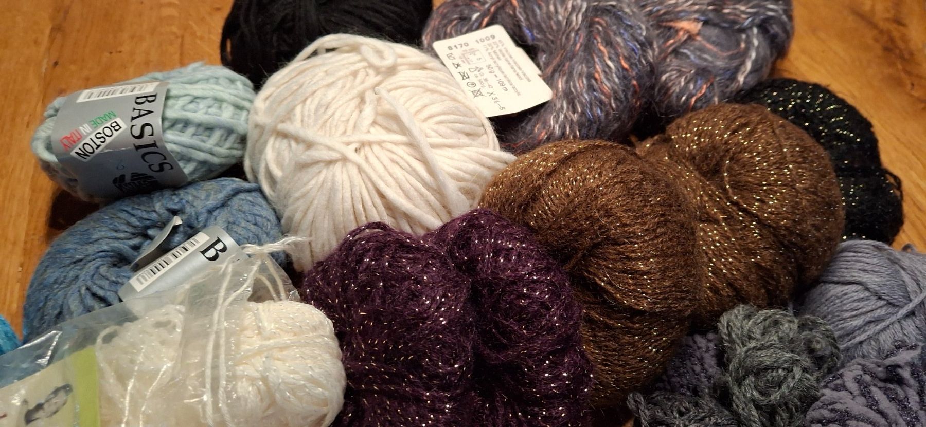 Lana: Woll-/Garnpaket 6, ca. 640 g diverse Reste – Usato da Langenthal venduto da Handstrick 1