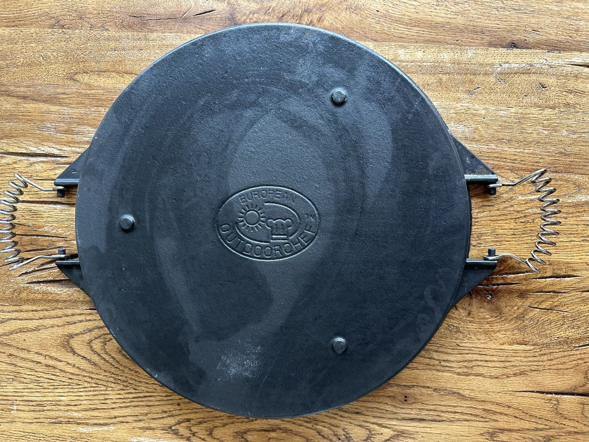 Outdoorchef Poêles: Gusseisene Grillpfanne – D'occasion à Oberrieden par goka5 4