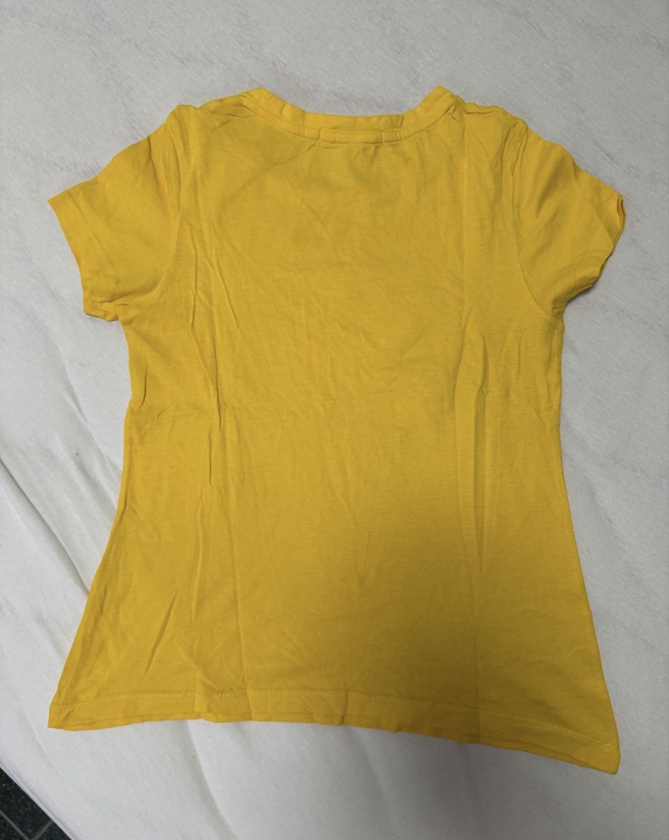 Calvin Klein T-shirt: T-Shirt Calvin Klein  – Usato da Oftringen venduto da mar_7f8c 2