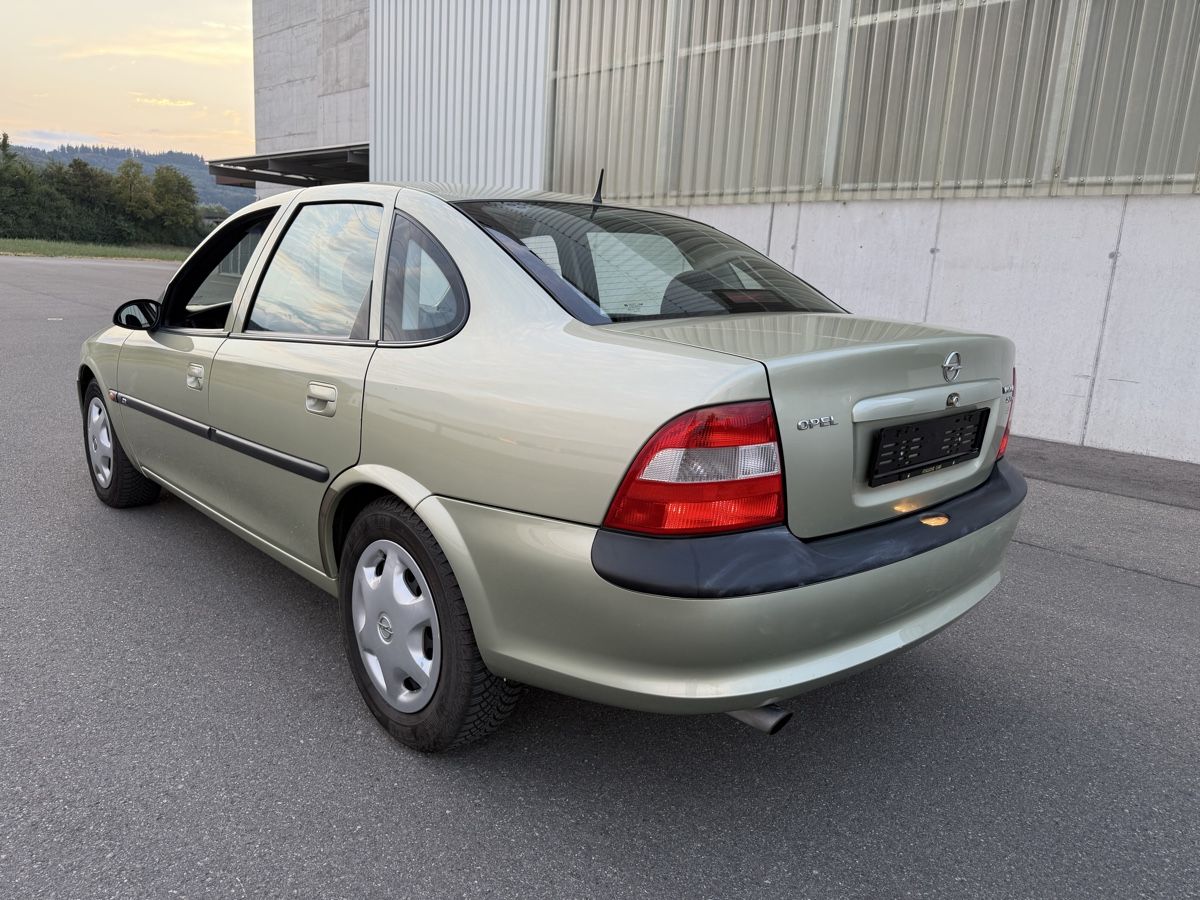 Opel Automobili: Opel Vectra B20 2.0 Benzin – Usato da Wohlen AG venduto da tiperio 2