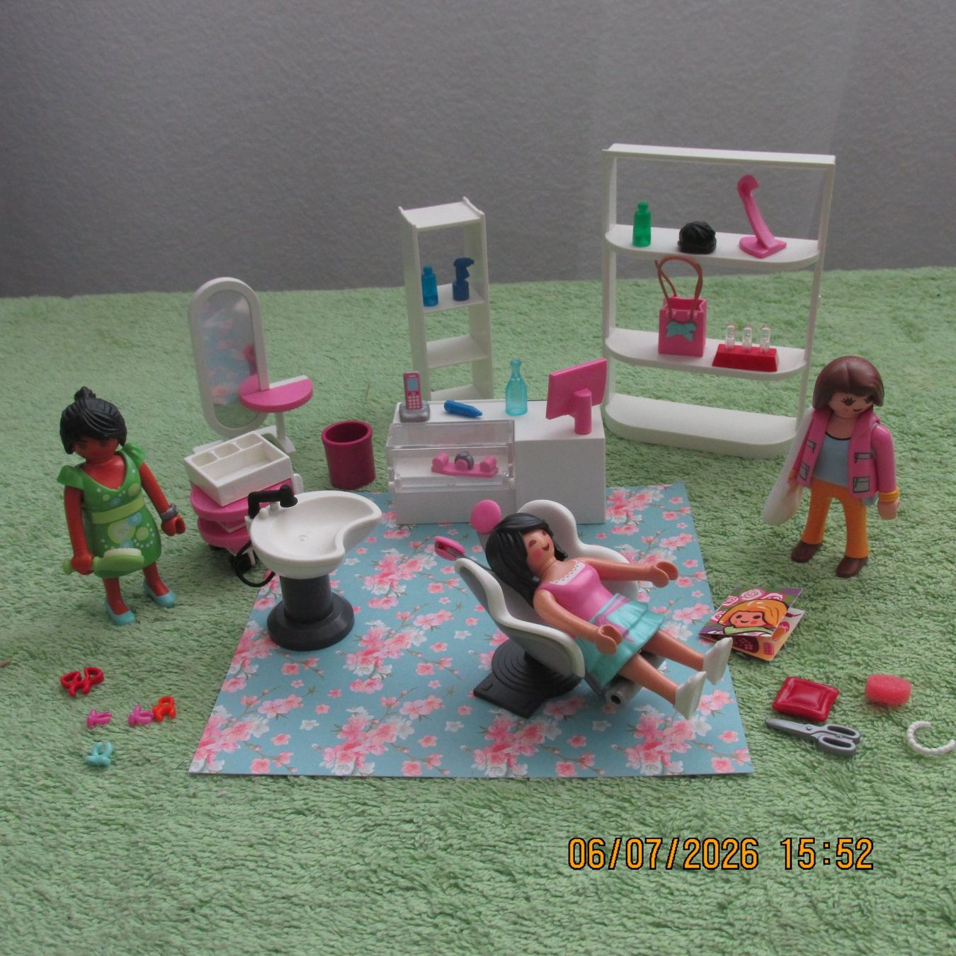Playmobil Giocattoli: Playmobil Friseursalon Set gem. Bilder – Usato da Galgenen venduto da Forflowers 2