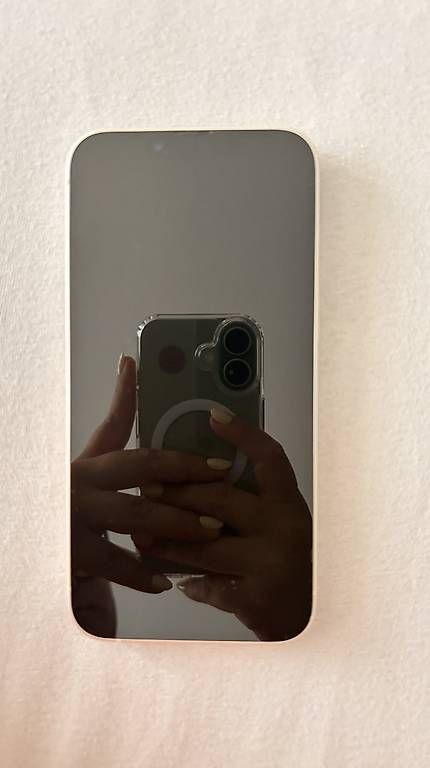 Apple Handys / Smartphones: iPhone 14, 256 GB – Gebraucht aus Wittenbach von ann_xsn5