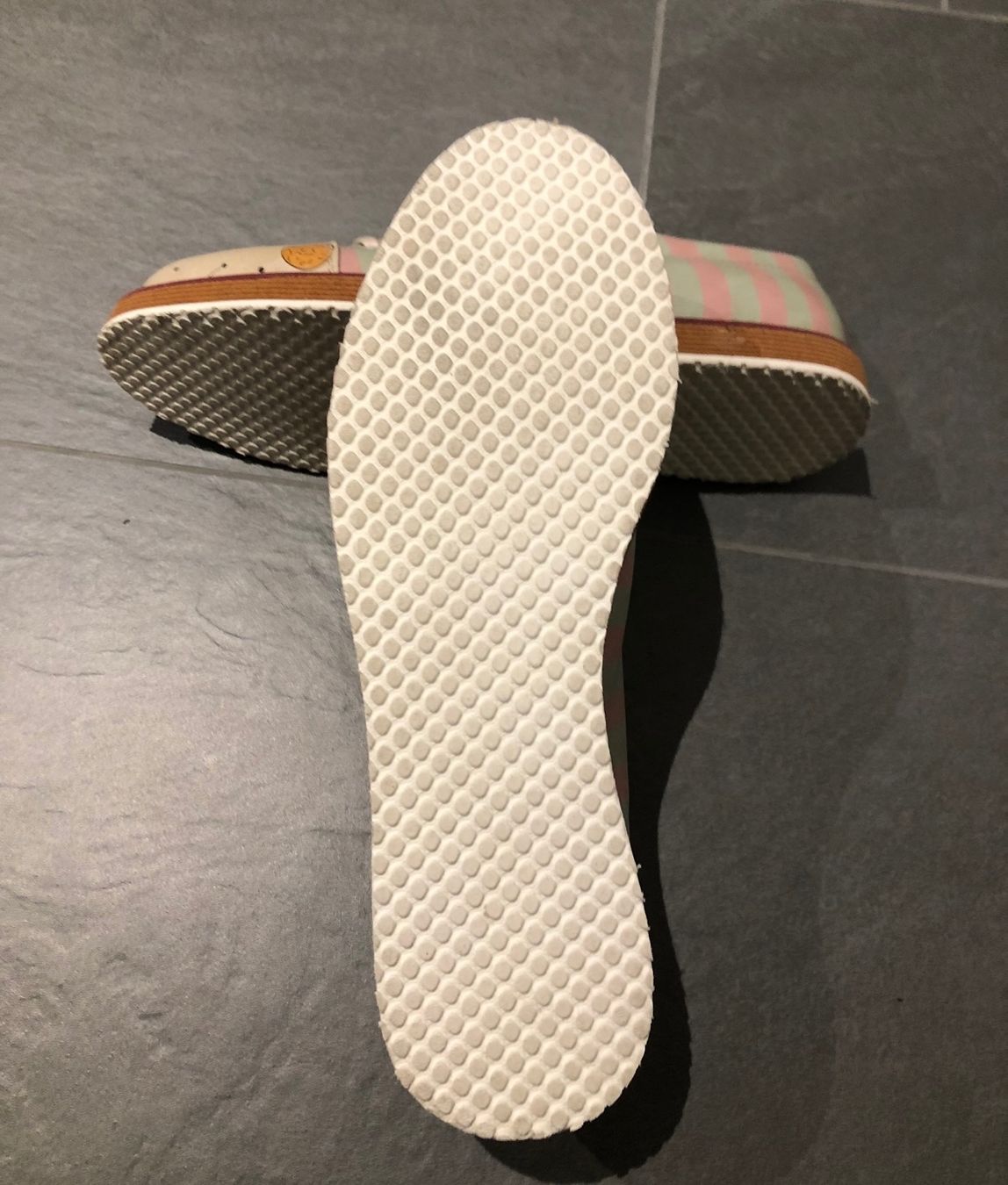 Damenschuhe: Halbschuh vegan der Marke Dogo Gr. 40 – Neu (gemäss Beschreibung) aus Winterthur von Ste_Uho 1