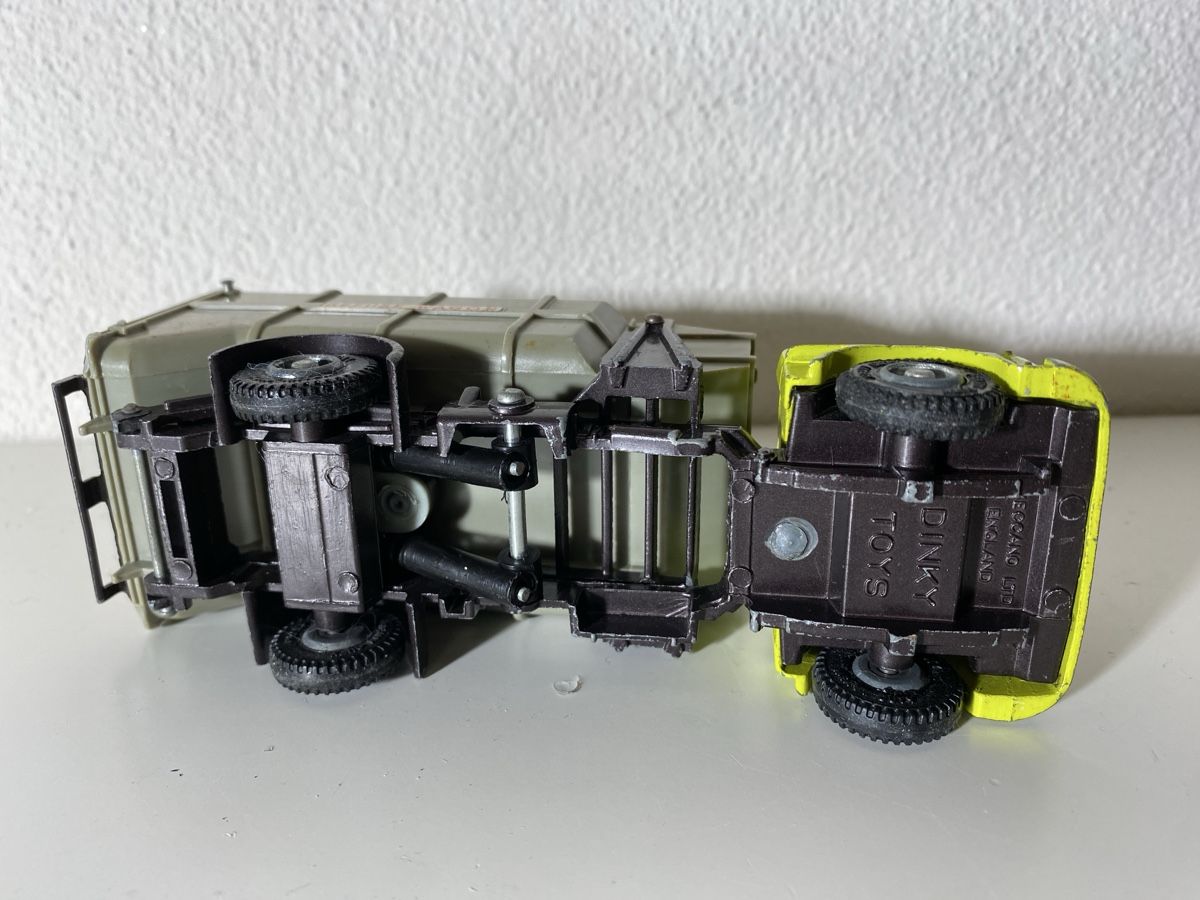 Dinky Toys Modellini d'auto: Dinky Toys Müllwagen – Usato da Winterthur venduto da ben_9vxx 4