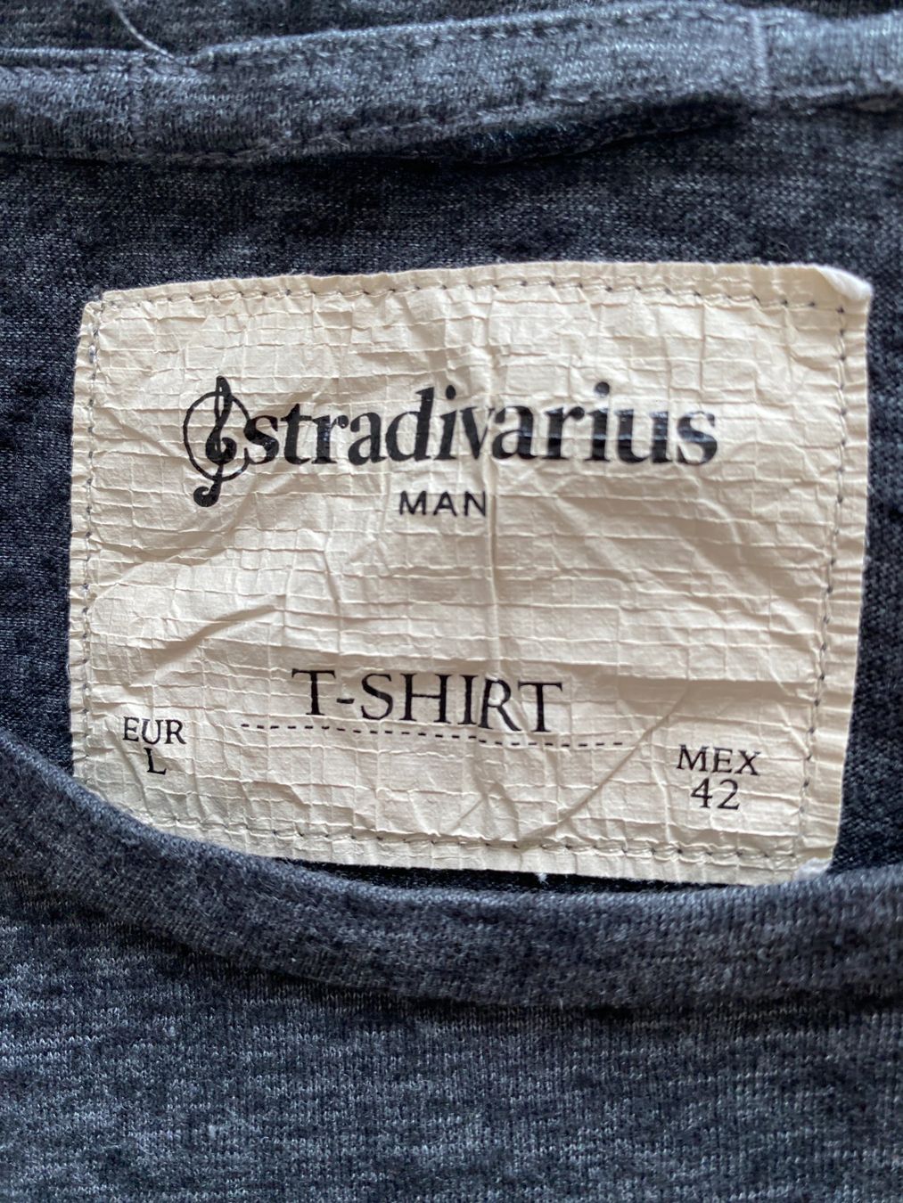Stradivarius T-Shirts: T-Shirt Stradivarius (L) – Gebraucht aus Gümligen von Vicky2 2