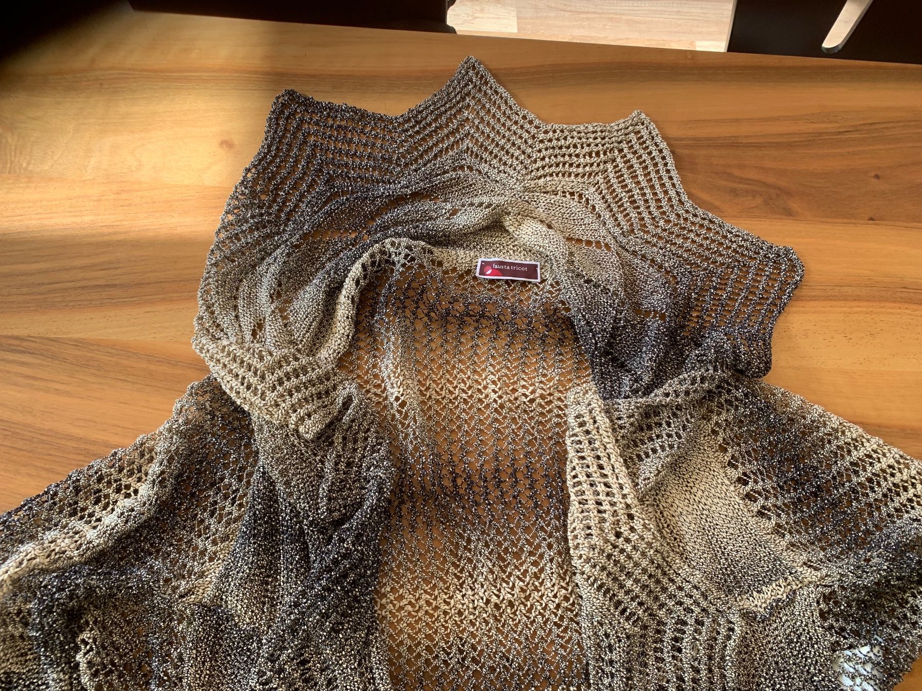 Giacche: FAUSTATRICOT Capri raffinierte Strickjacke Grösse S-L – Nuovo (secondo la descrizione) da Meiringen venduto da snahhanssnah 2