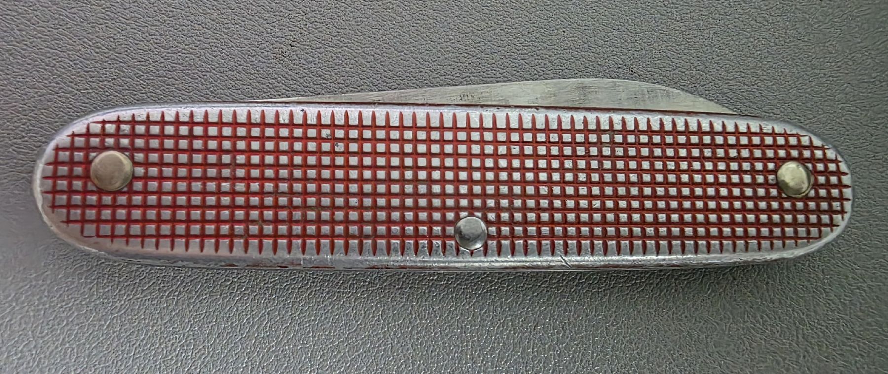 Victorinox Coltelli tascabile: Victorinox Taschenmesser - Aluschale rot – Usato da Niederuzwil venduto da 262305 1