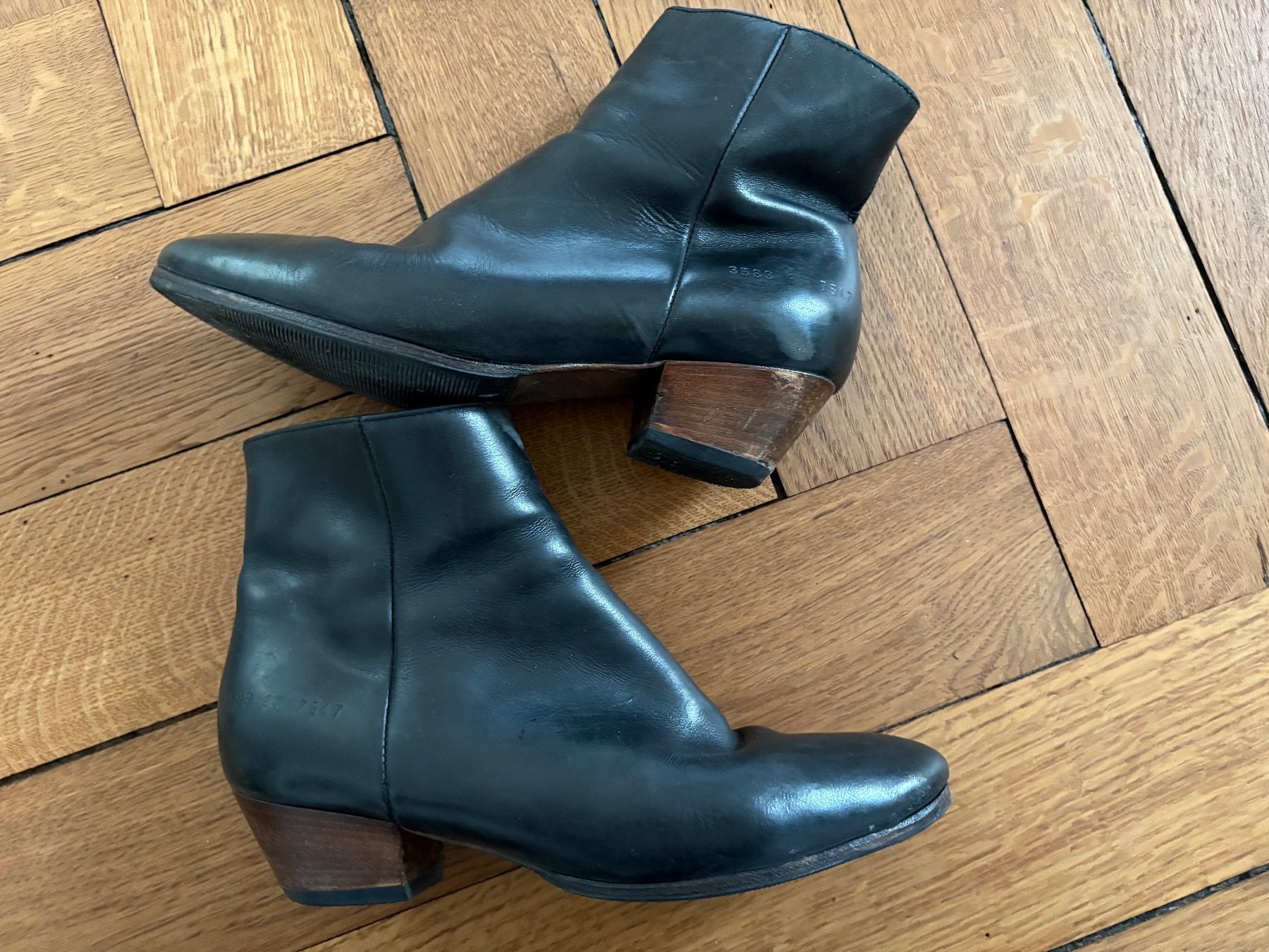 Scarpe da donna: Stiefeletten von WOMAN BY COMMON PROJECTS Gr.37 – Usato da Zürich venduto da triangular 2