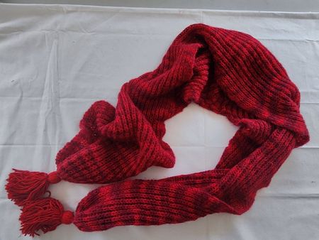 Schal, handgestrickt