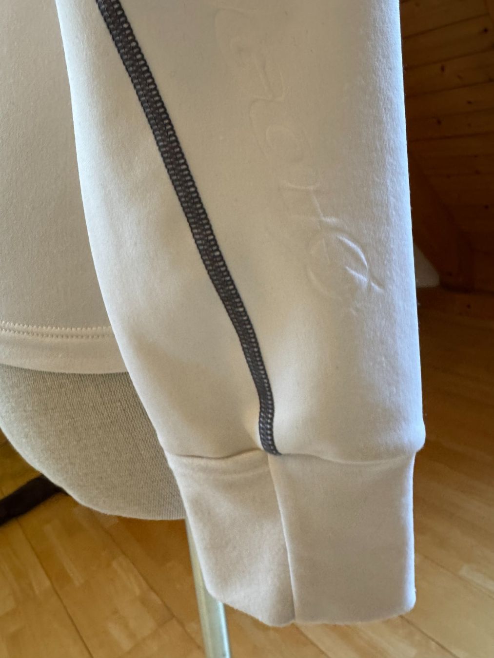 Maglioni & Felpe: Hochwertiger Kapuzenpullover von Sugoi – Nuovo (secondo la descrizione) da Stäfa venduto da Mofi8712 2