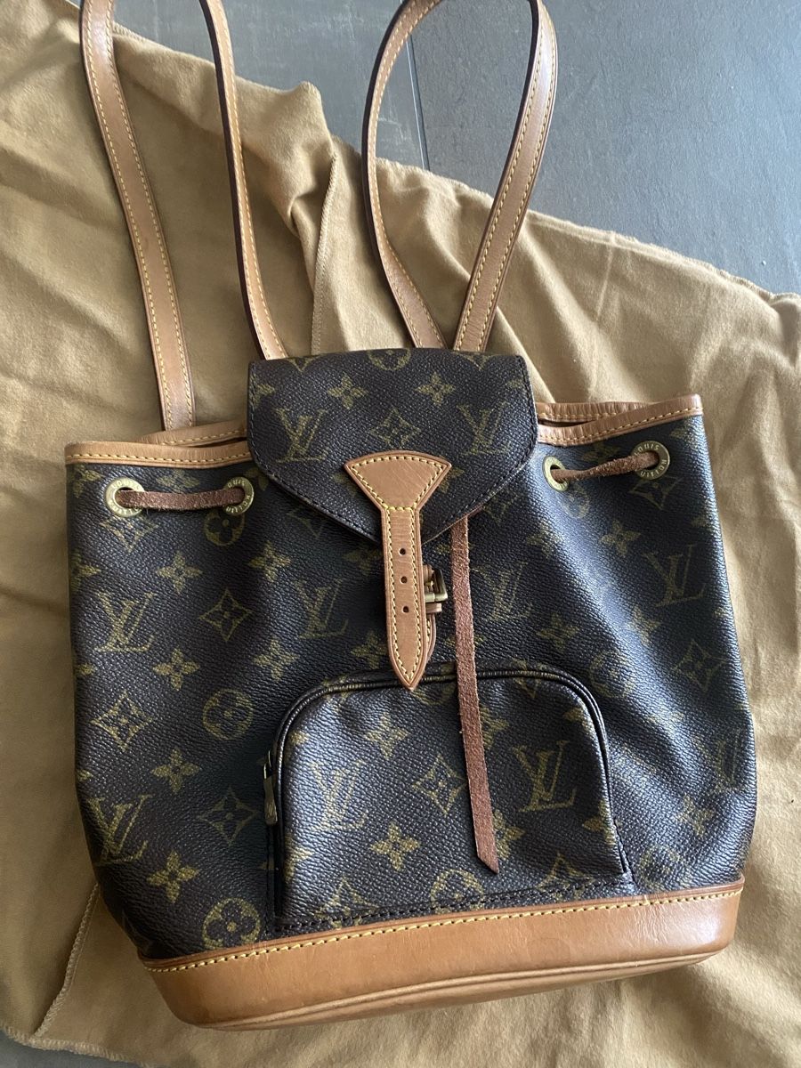 Louis Vuitton Rucksäcke: Louis Vuitton Lv Rucksack – Neu (gemäss Beschreibung) aus Oberwil-Lieli von yk___