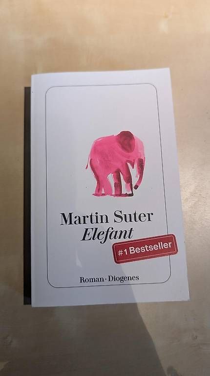 Libri: Elefant von Martin Suter – Usato da Riehen venduto da ssa_g27f