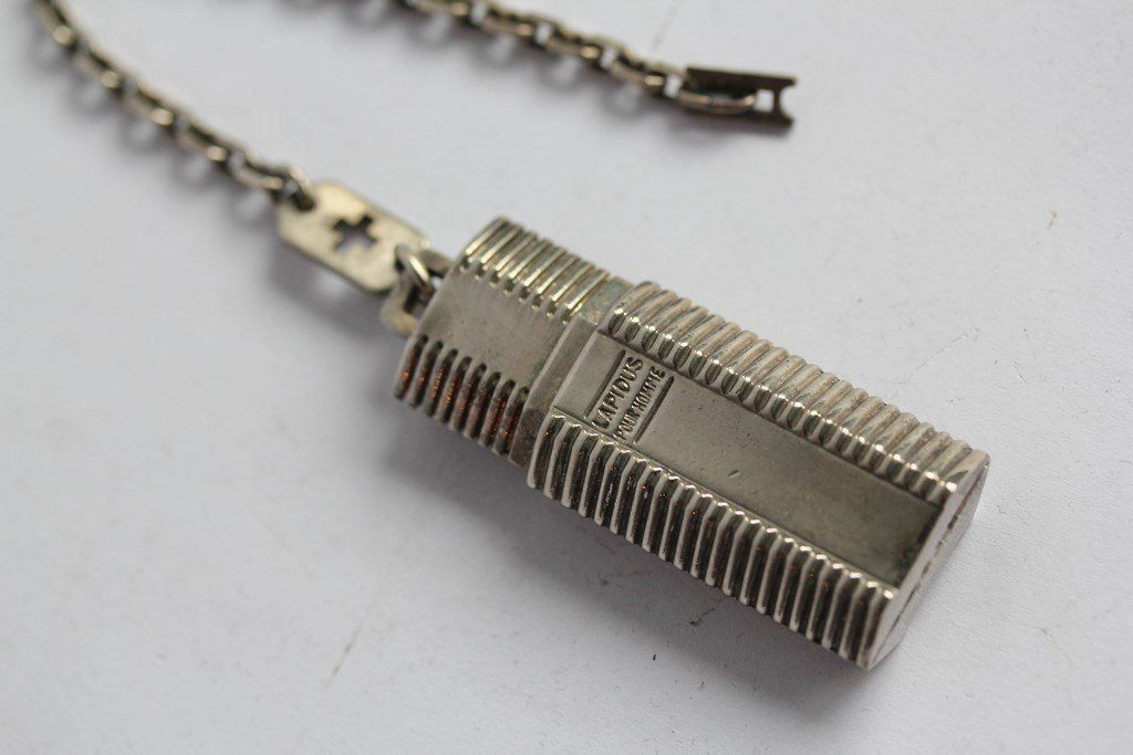Porte-clés: Porte-clef Parfum Ted Lapidus Homme – D'occasion à Vandoeuvres par Dom-Tom 2
