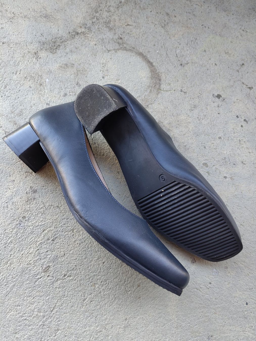 Scarpe da donna: AMBLERS Lederschuhe, Dunkelblau, Grösse 43 – Usato da Roggwil BE venduto da G4MER 1