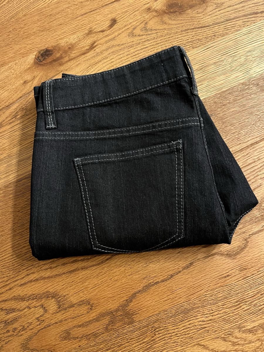 Jeans: Jeans  – Neuf (Voir description) à Schliern b. Köniz par medion3098