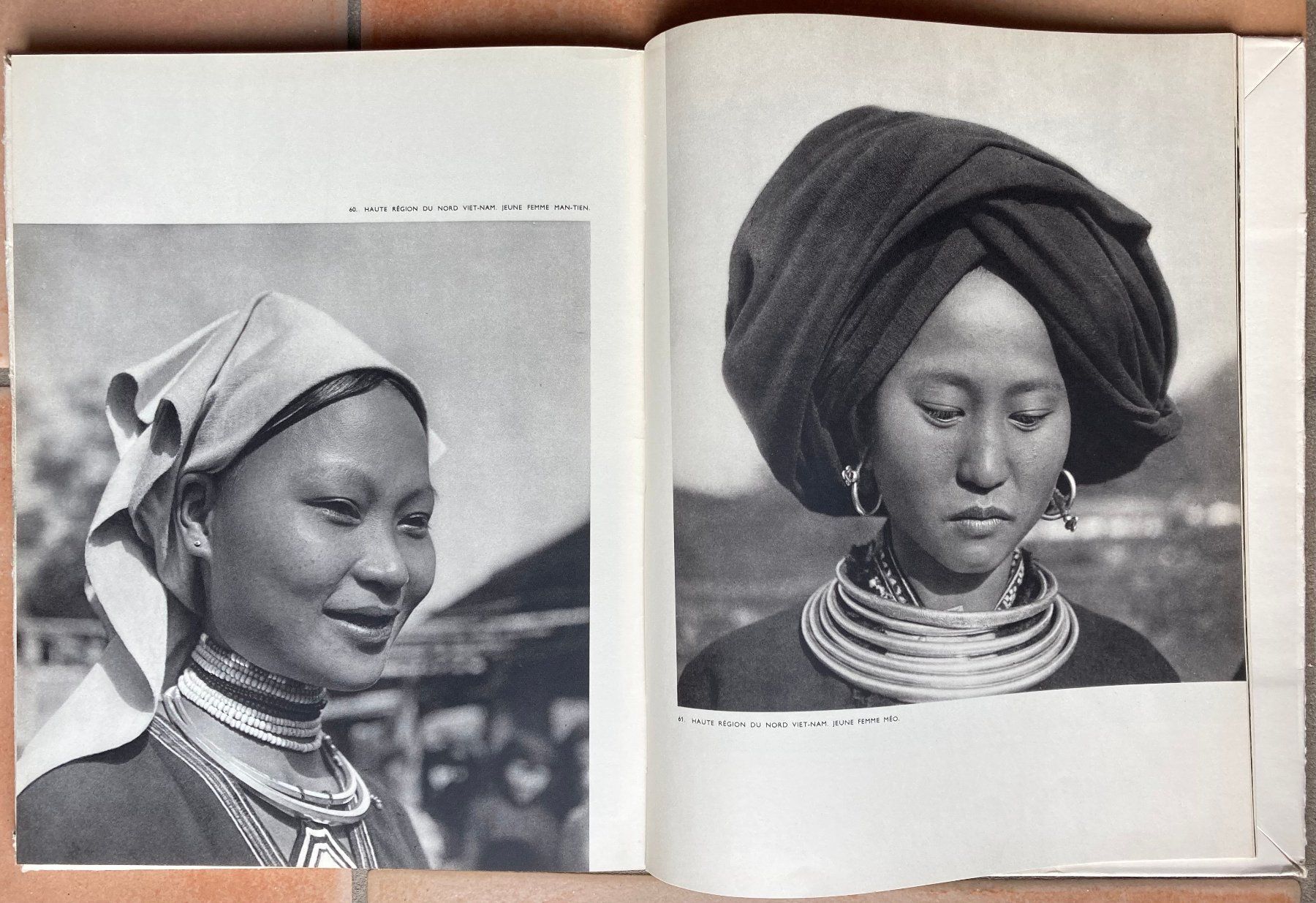 Libri: Viet Nam - 1951 – Usato da Versoix venduto da Decapod 1