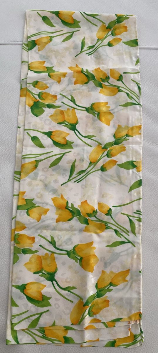 Foulard & Sciarpe: Seiden Schal 🌸 – Usato da Opfikon venduto da Luis144 3