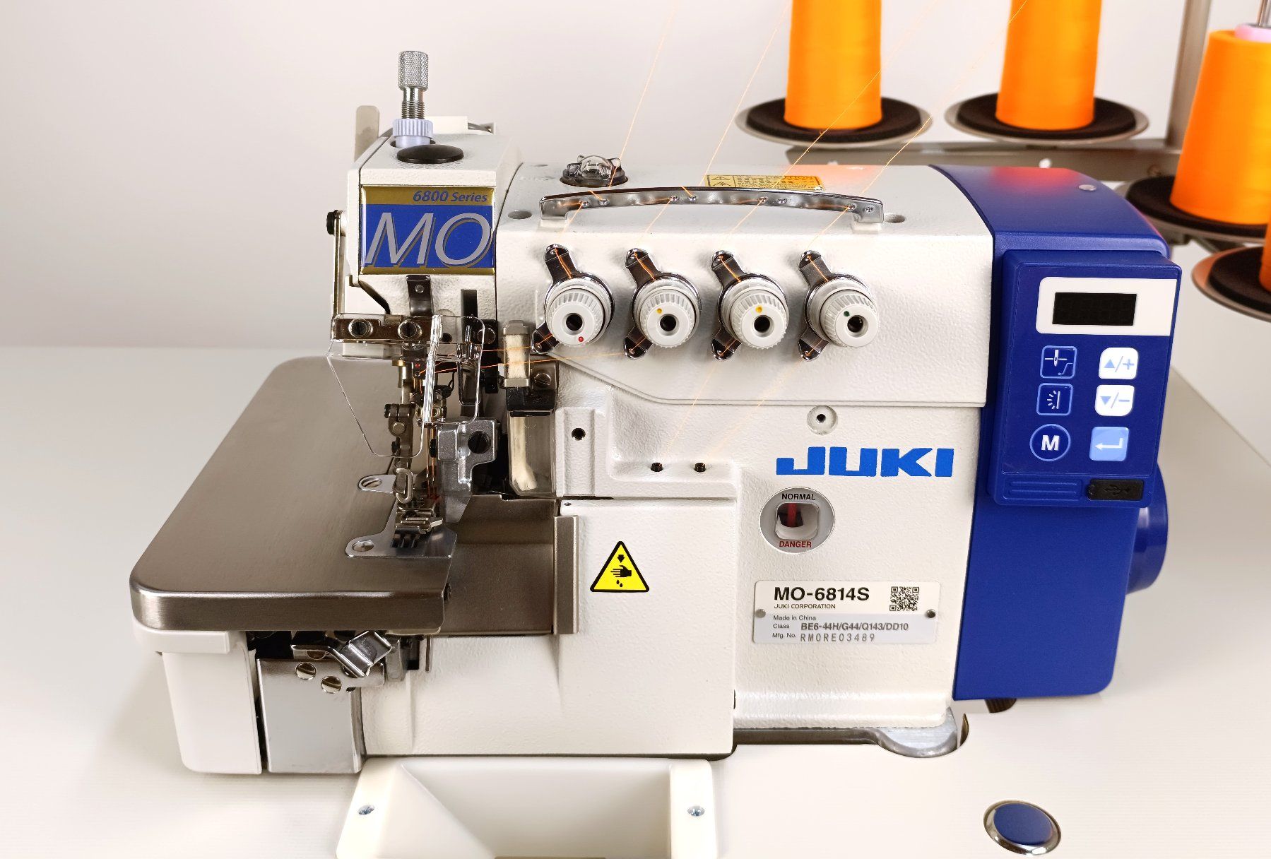 Juki Macchine da cucire: Neue Overlock Industrienähmaschine JUKI MO-6814S – Nuovo e nell'imballaggio originale da Rehetobel venduto da dani034 1