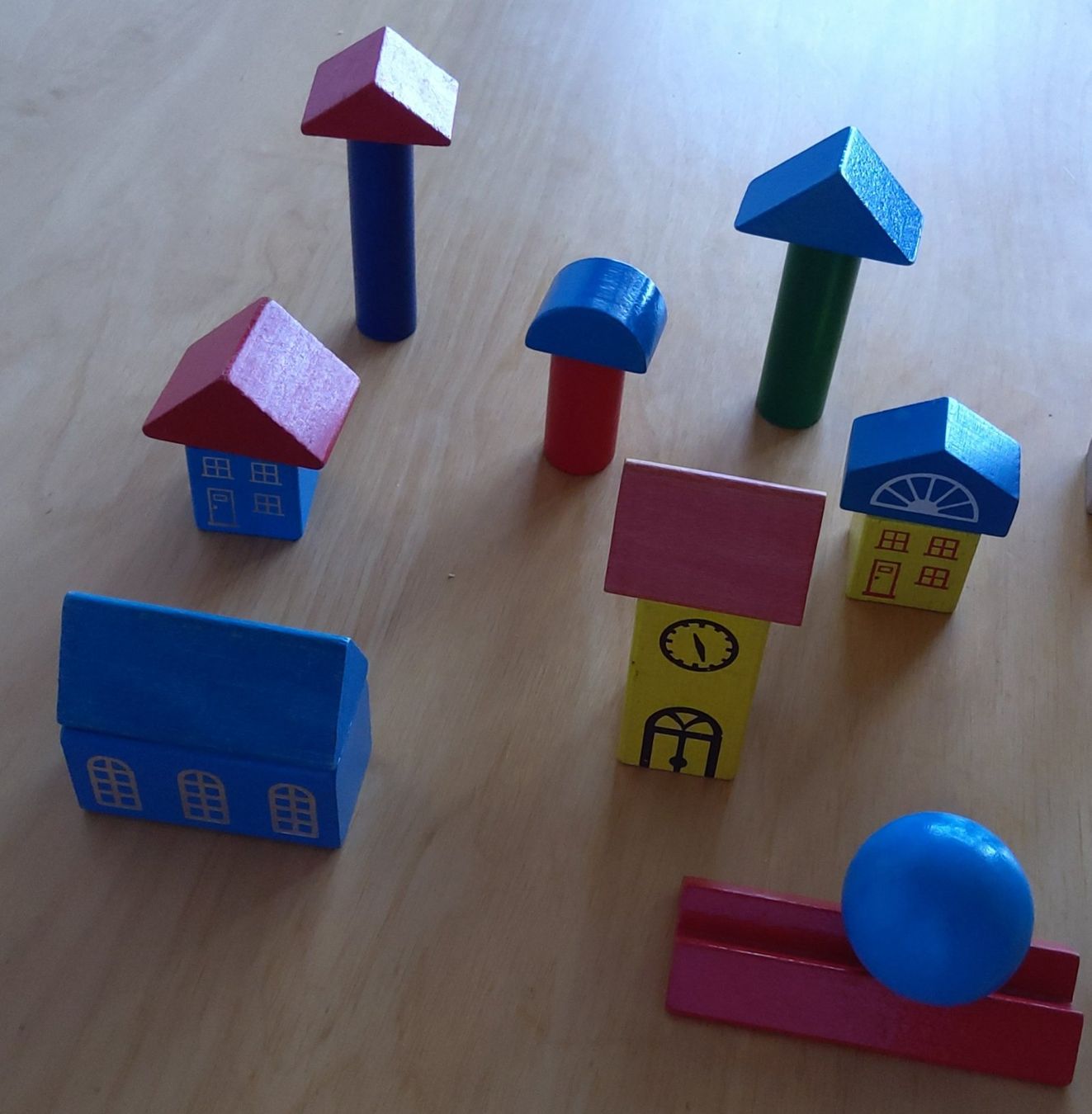 Spielzeuge: Holzeisenbahnanlage – Gebraucht aus Burgdorf von mbu_l7nm 9