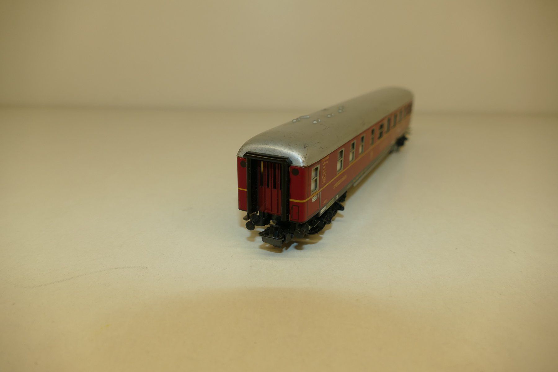 Märklin Modellini di ferrovie: Märklin H0: DSG Speisewagen – Usato da Niederhasli venduto da rail-duerst 3