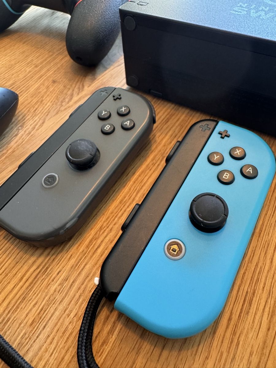 Nintendo Console: Nintendo Switch inkl. Zubehör – Usato da Neuenhof venduto da mic_lj2z 7
