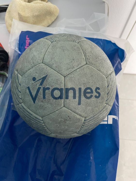 Erima Vranjes 3.0 Handball - Griffiger ECO-PU Ball Für Kinder