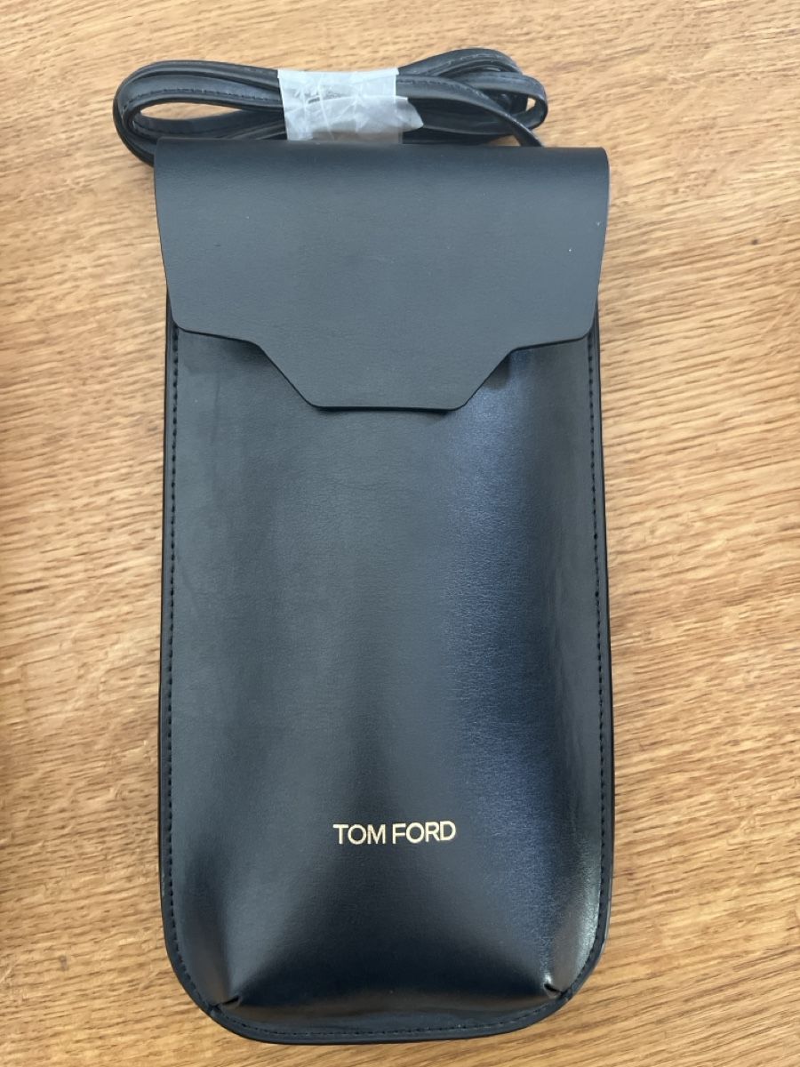 Altro in  Abbigliamento & Accessori: Tom Ford Tasche schwarz neu in Box – Nuovo (secondo la descrizione) da magden venduto da maikik 1