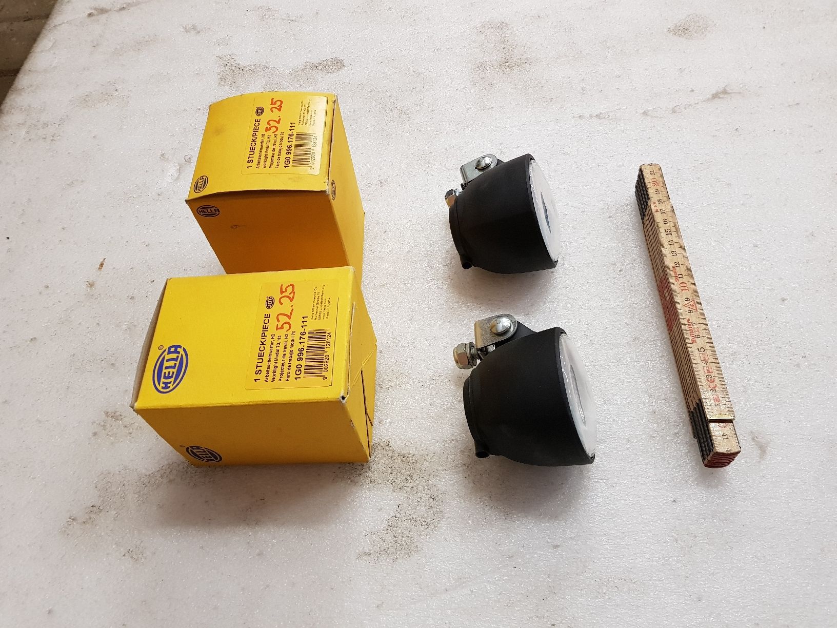 Hella Fari: Hella Zusatzscheinwerfer Oldtimer, neuwertig, 2 Stück – Nuovo (secondo la descrizione) da Brunnadern venduto da p..... 1