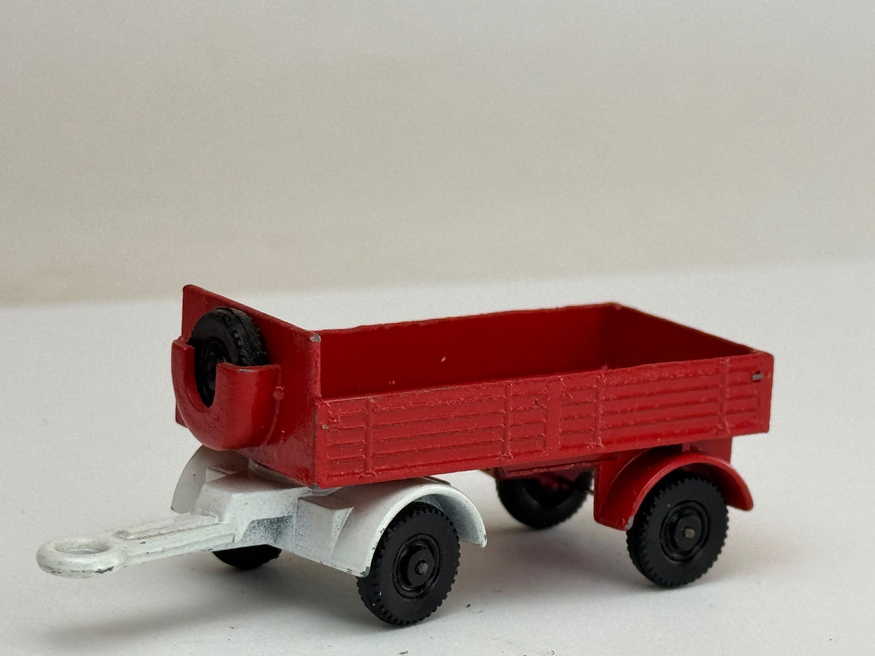 Modellautos: GB5- EFSI Anhänger rot/weiss – Gebraucht aus Elm von Wikmtz