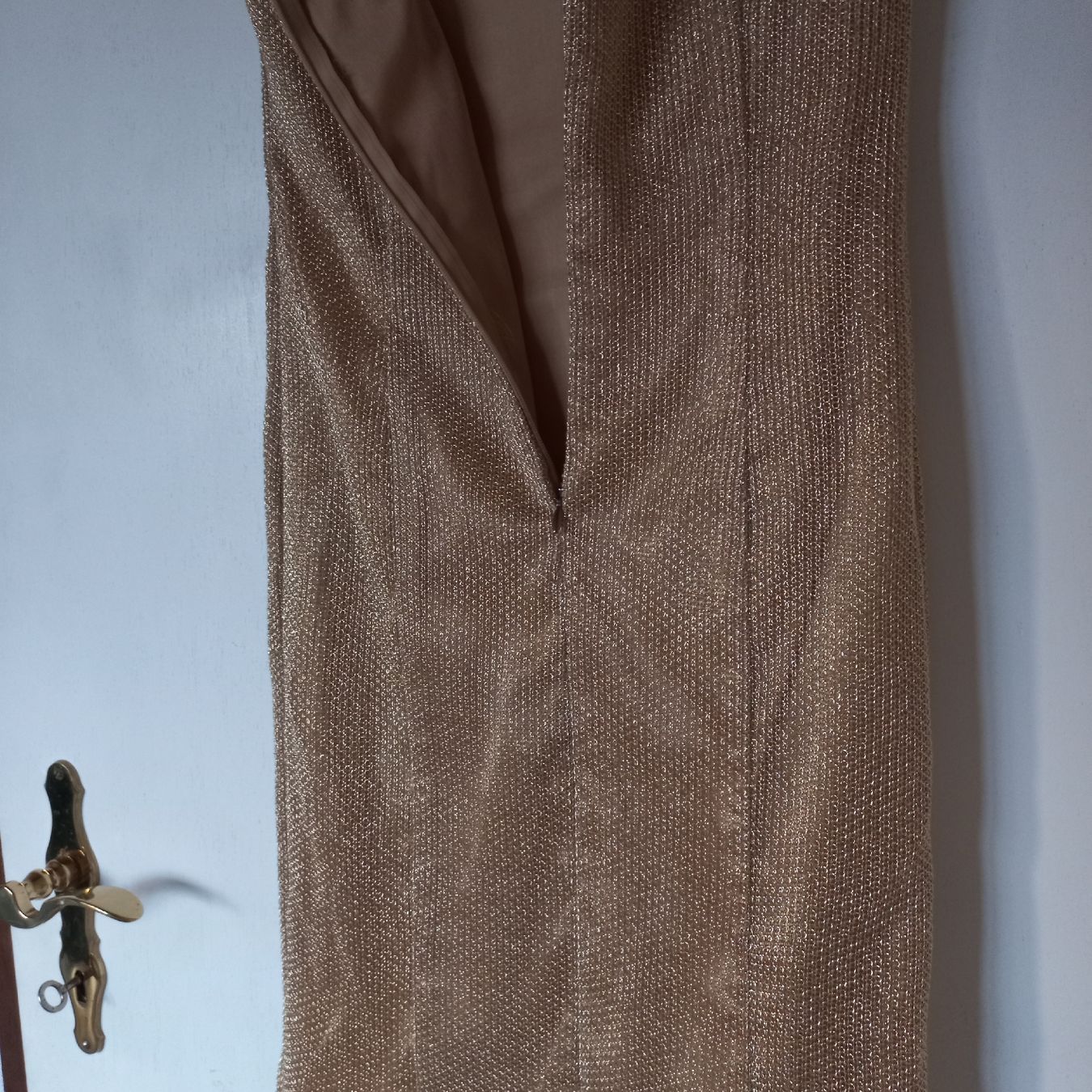 Vestiti: Robe dorée sans manches taille M neuve  – Nuovo (secondo la descrizione) da Dompierre FR venduto da fat_xth5 5