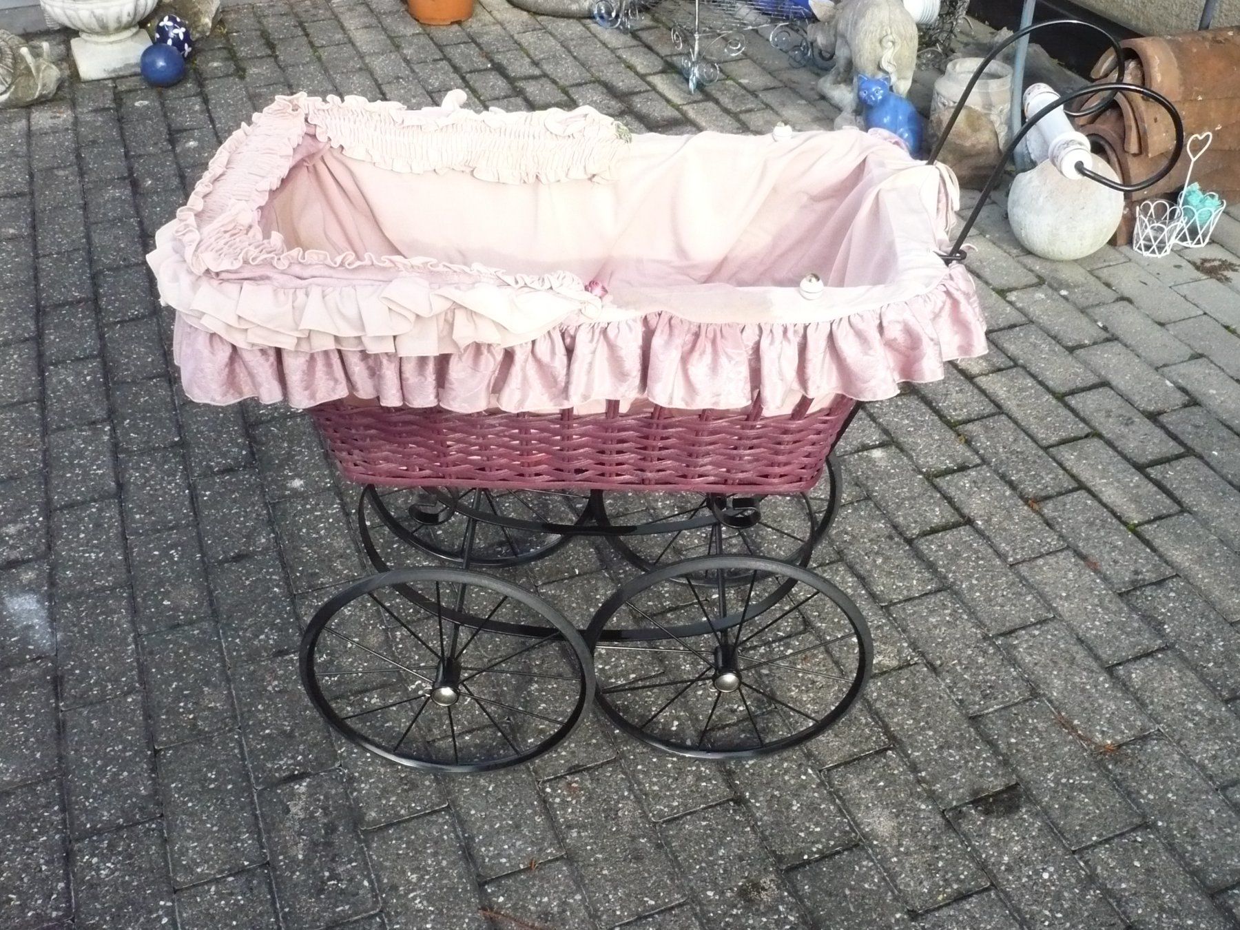 Carrozzine per bambole: Nostalgischer Puppenwagen – Usato da Biberist venduto da Urmel
