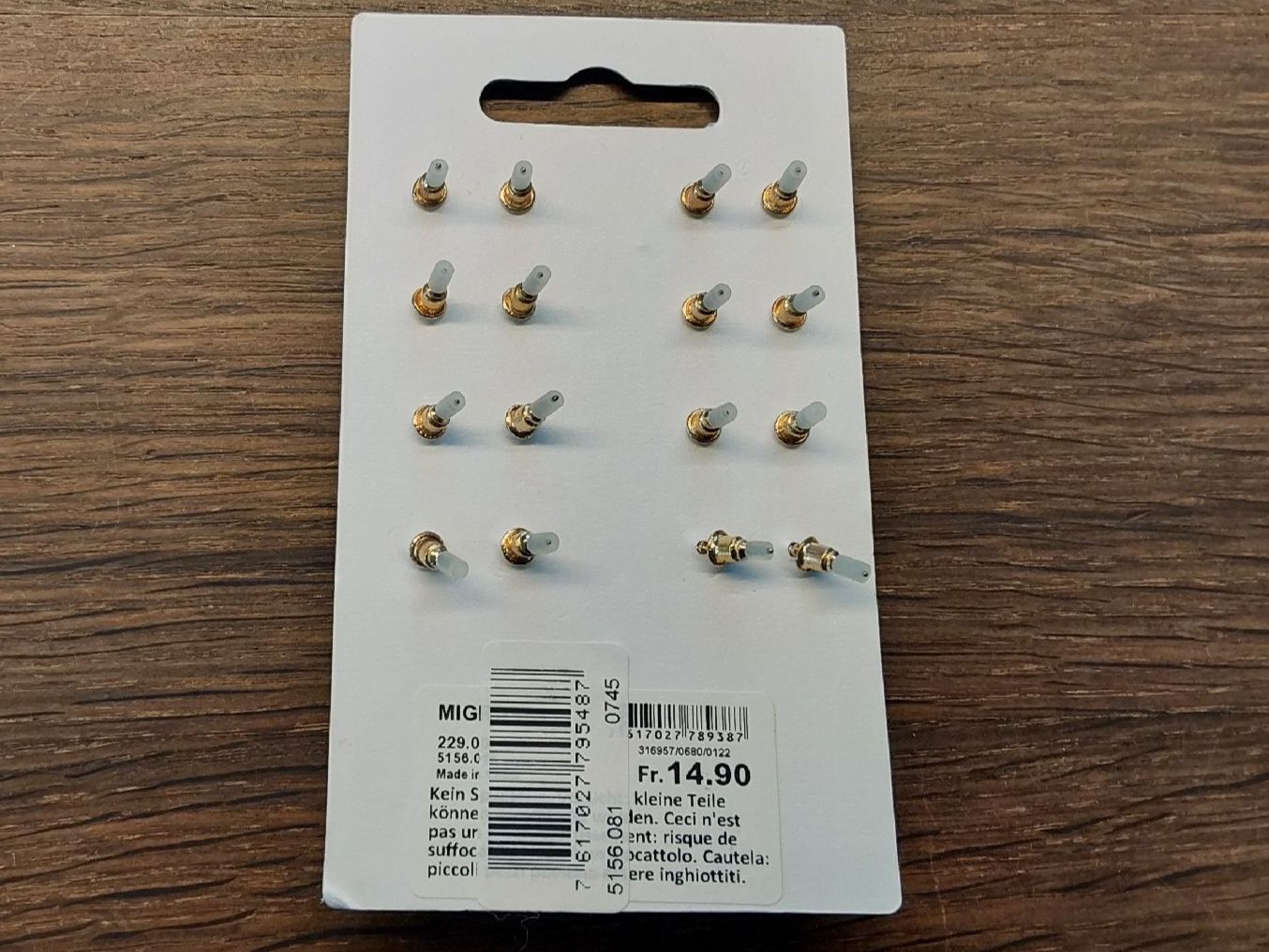 Ohrringe & -stecker: 8 Paar Ohrstecker Migros neu – Neu und originalverpackt aus Köniz von scopello12 2