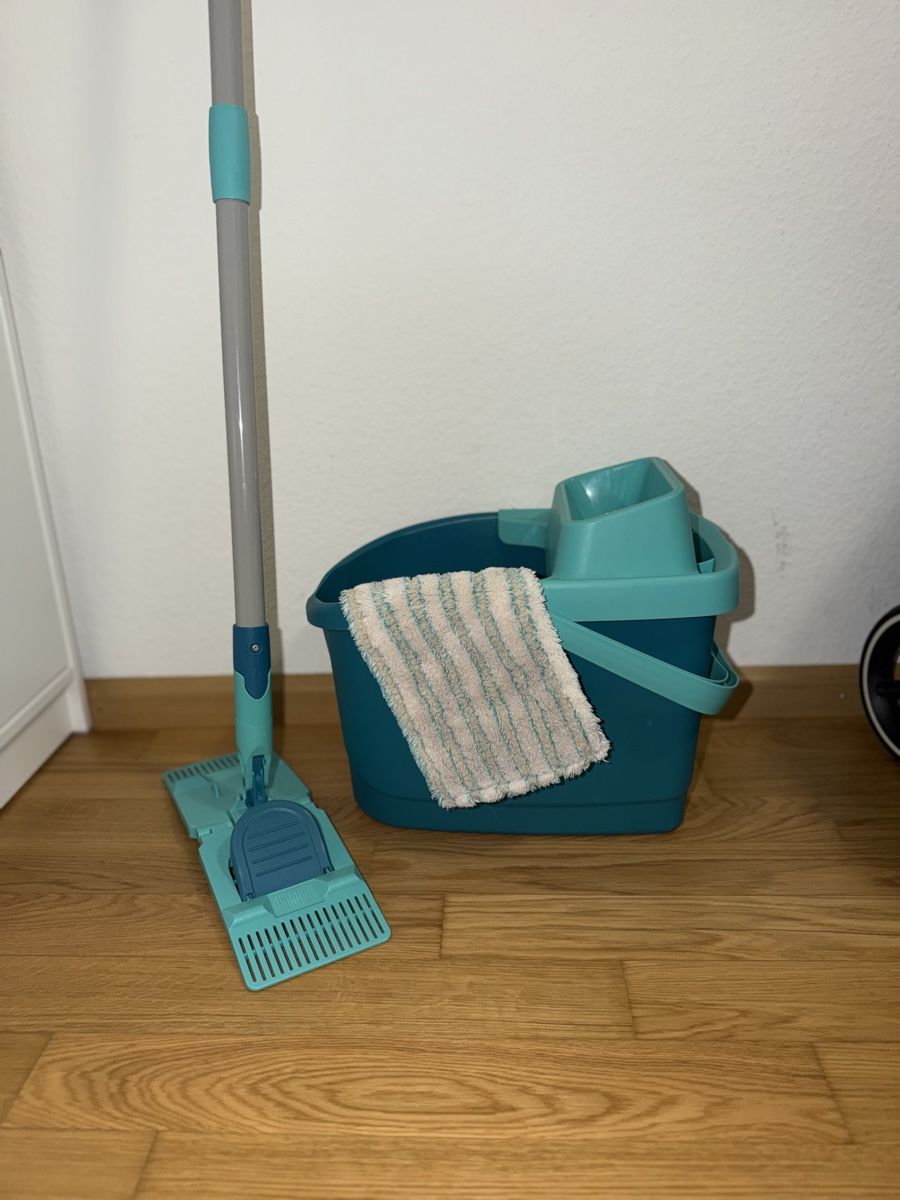 Autres appareils de nettoyage: Leifheit Bodenwischer Set Eimer mit Wischer neuwertig – D'occasion à Füllinsdorf par had_kv5k