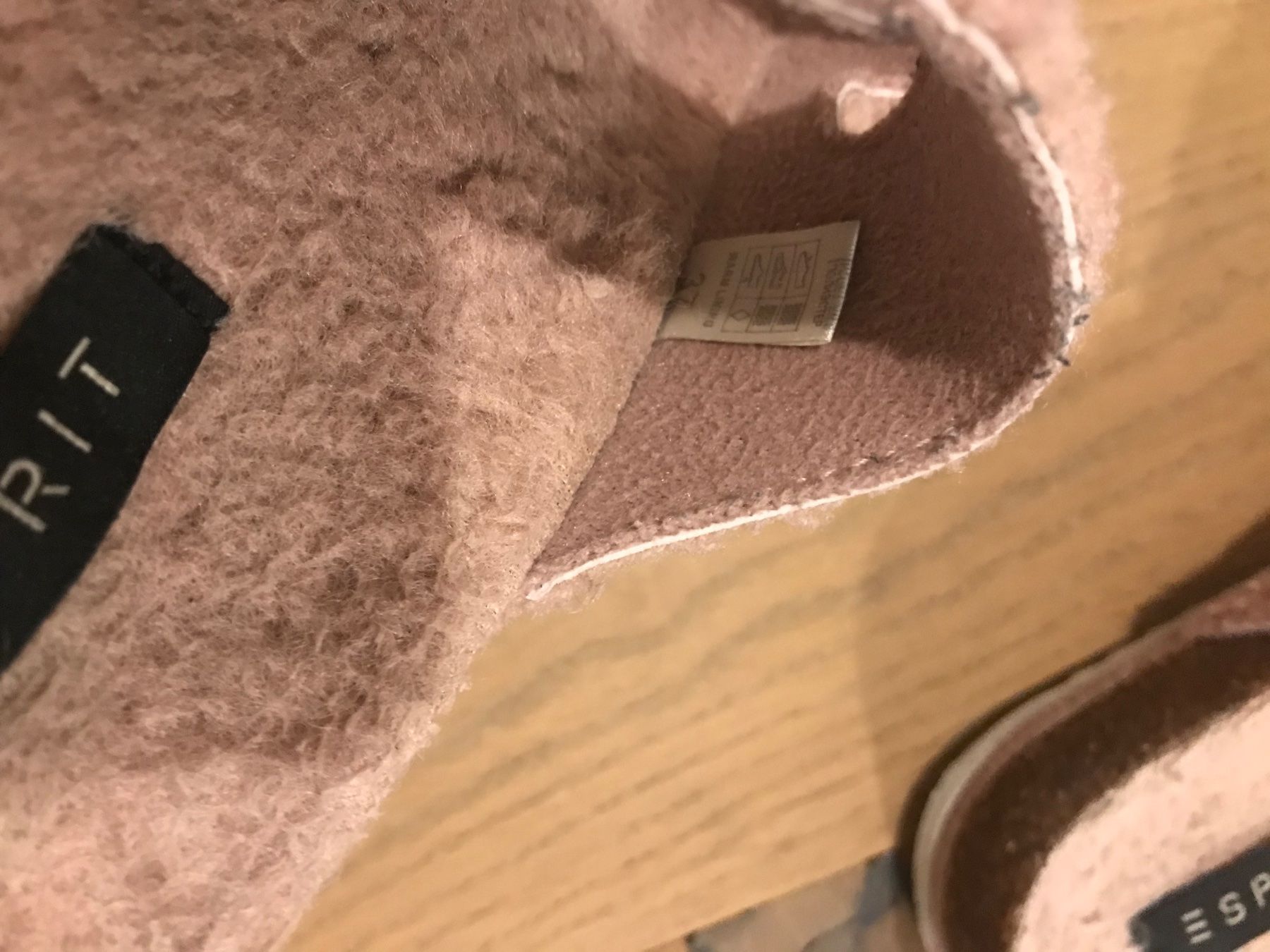 Esprit Scarpe da donna: Esprit Hausschuhe Gr. 37 – Usato da Affoltern am Albis venduto da variablend 4