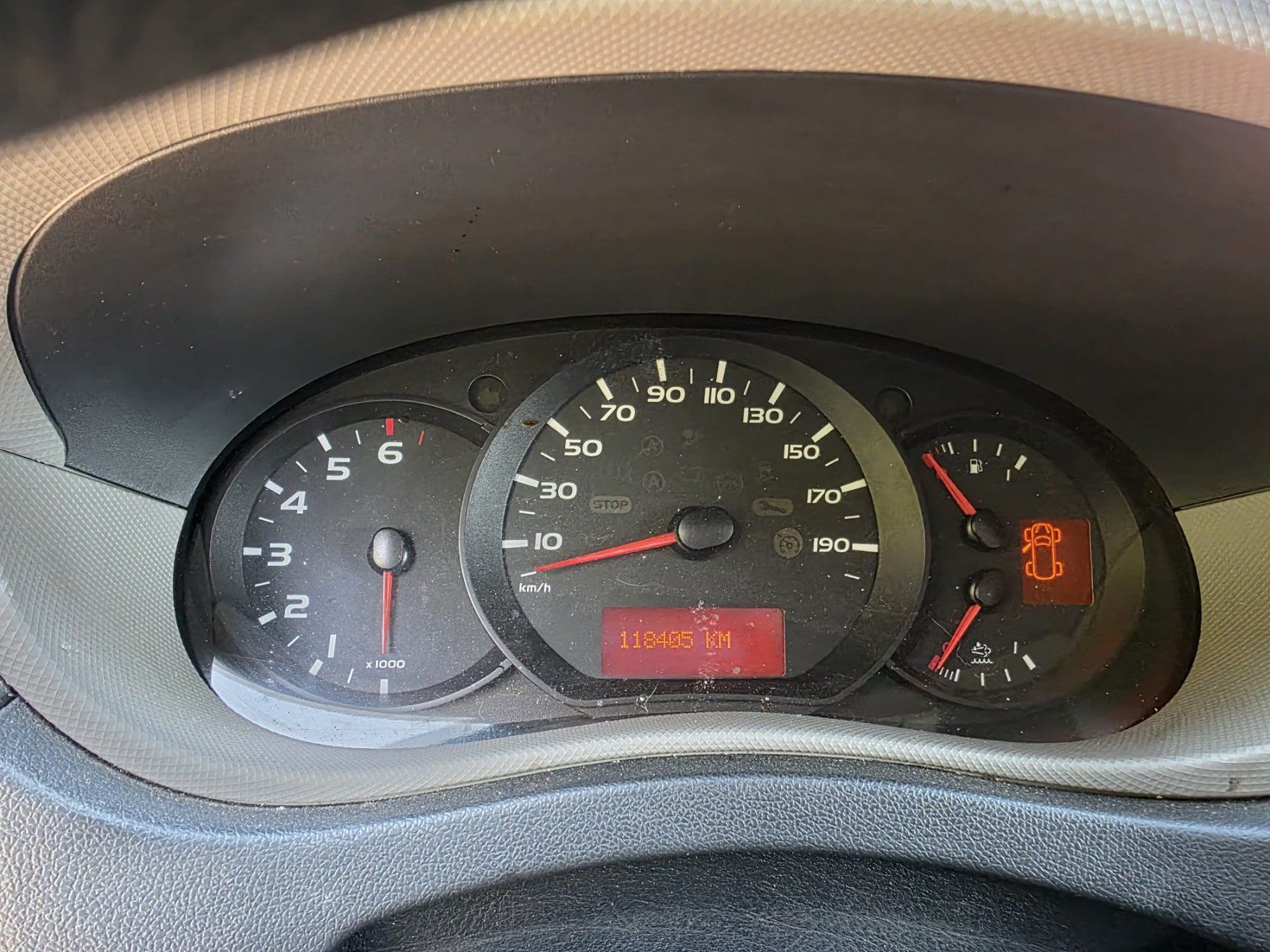 Renault Véhicules utilitaires: Renault Master T35 dCi170 L3H2 – D'occasion à Frenkendorf par homar63 3