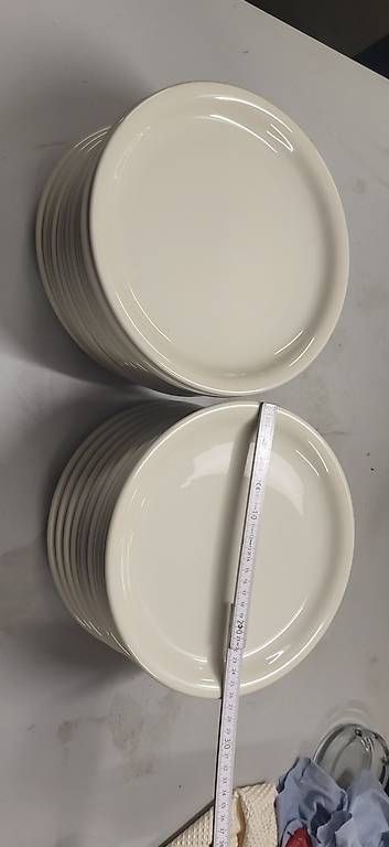 Assiettes: Gastro Platzteller Speiseteller 28 Stk. – D'occasion à Rheineck par inf_kv7d