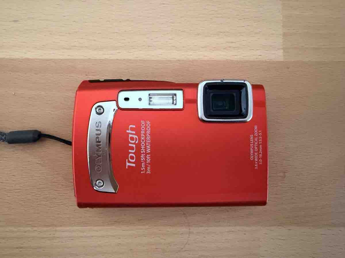 Olympus Tough Digital Camera Red Compact Camera (D'occasion) à ...