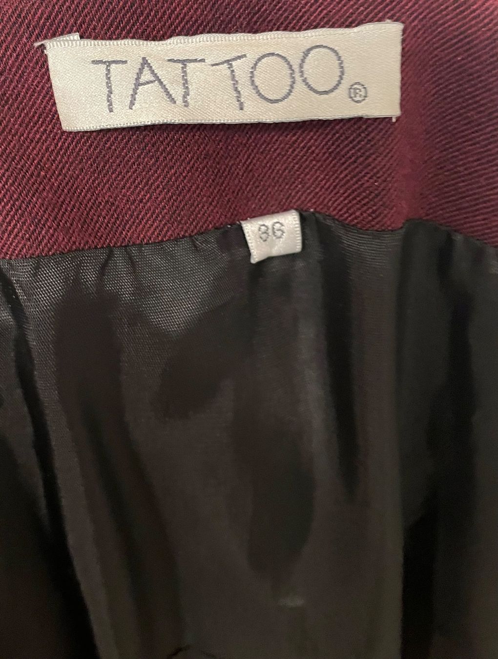 Costumi: Kostüm – Usato da Kriens venduto da Mayang 2