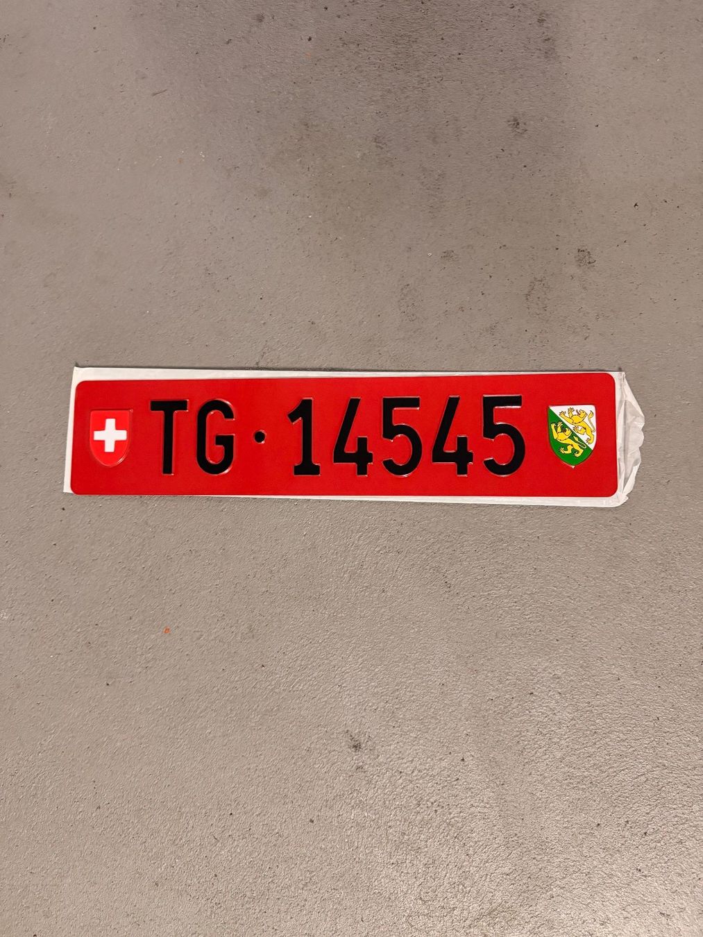 Insegne: Kontrollschild TG 145 45 inkl. 3tem rotem Schild – Usato da Freidorf TG venduto da Hariboman84 1