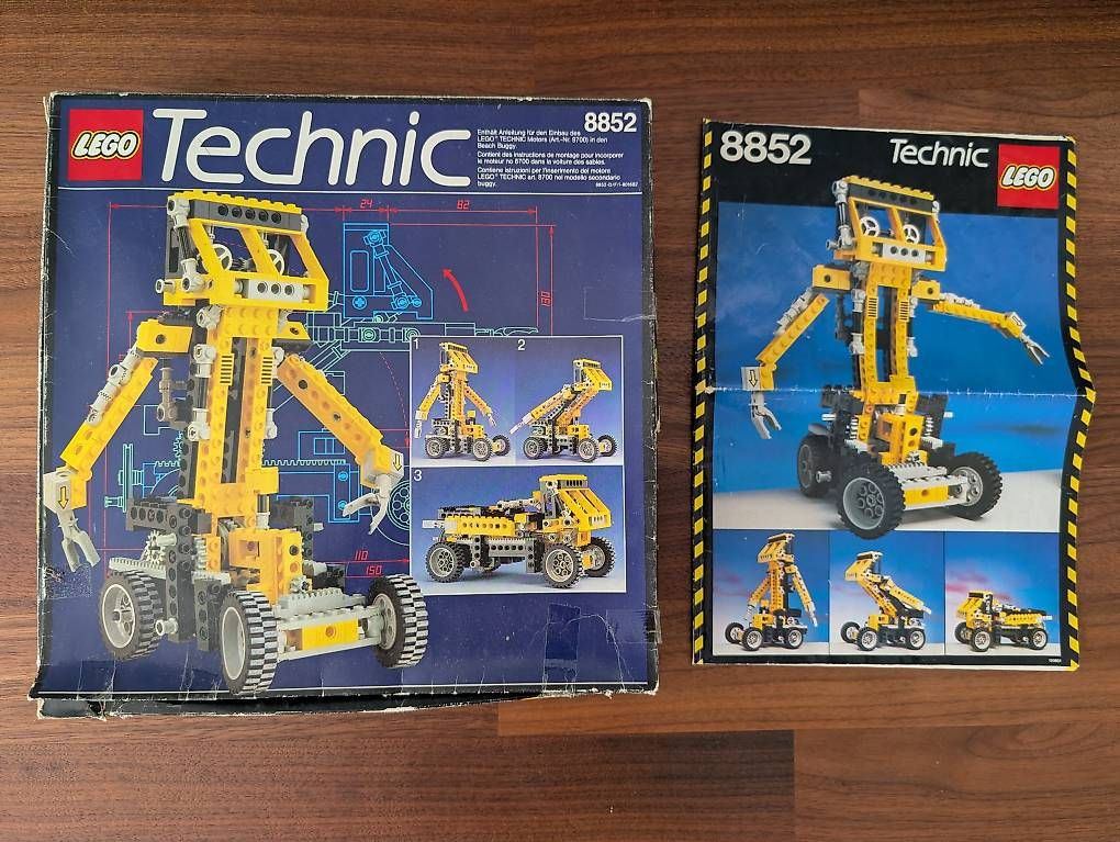 Lego Baukästen: Lego Technic Roboter 8852 mit OVP – Gebraucht aus Koppigen von Ozehnder