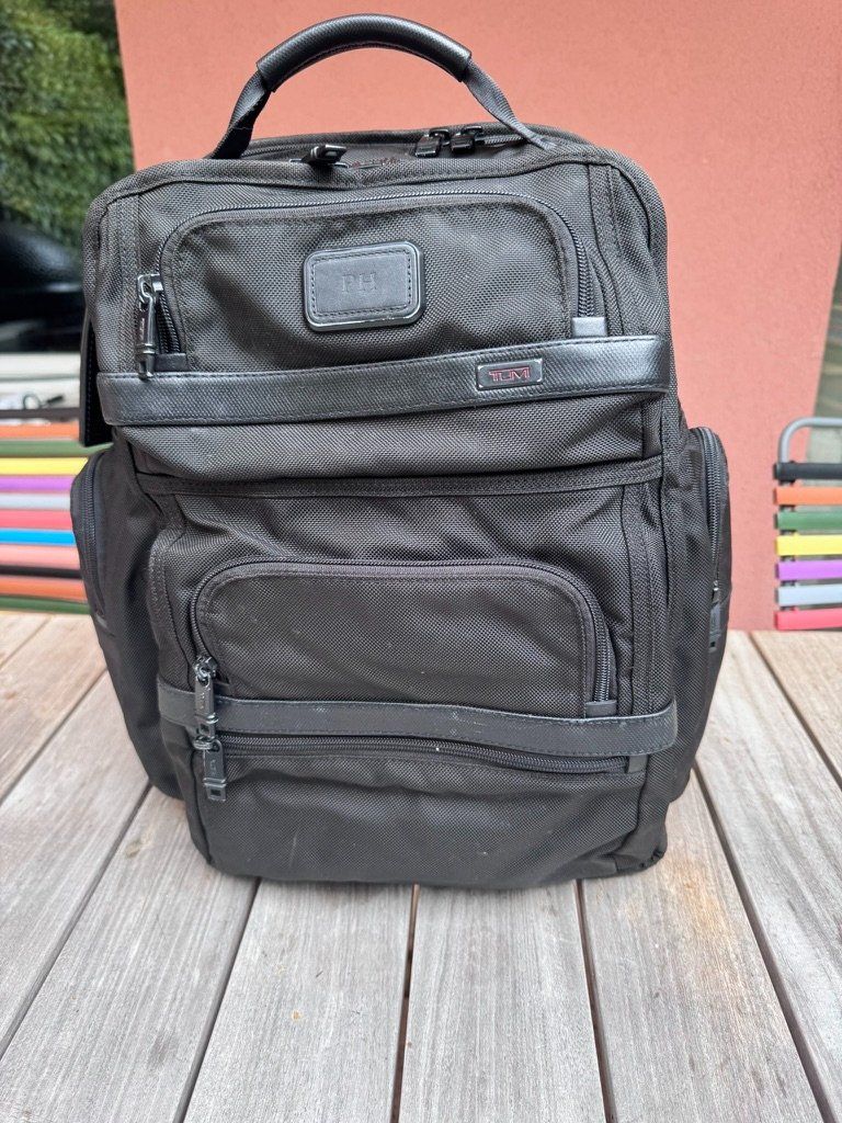 Tumi Zaini: Tumi Alpha 2 T-Pass Business Class Brief Pack – Usato da Egg b. Zürich venduto da spacegirl99