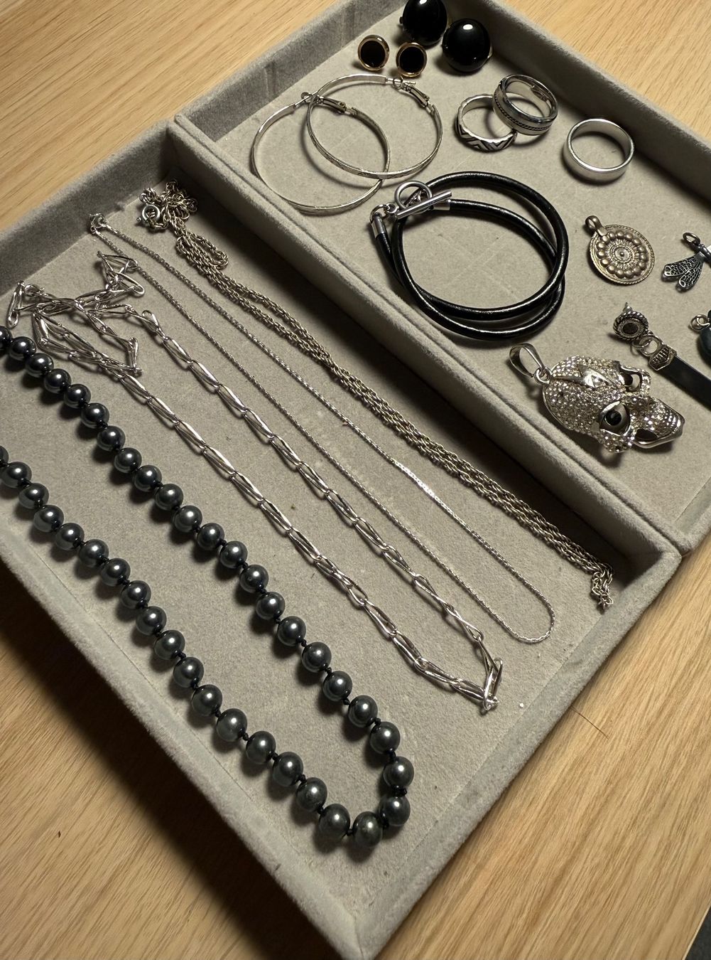 Sonstiger Schmuck: Modeschmuck-Konvolut, silber (15) – Gebraucht aus Dachsen von Lor_sch 1