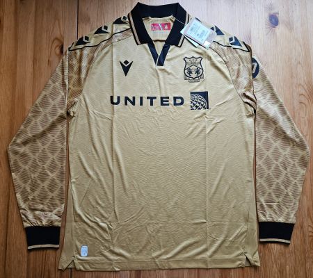 AFC Wrexham Trikot NEU Grösse M Macron UK England Wales