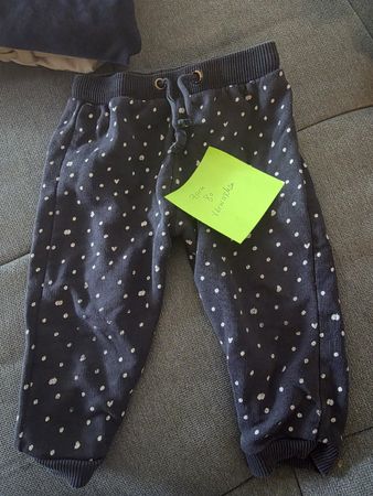 Zara Baby Jogginghose mit Pünktli, Gr. 80