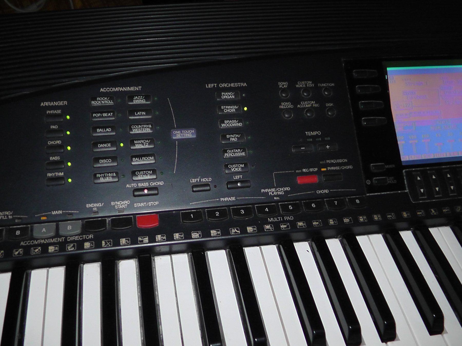 Yamaha Strumenti musicali: Piano – Usato da Uzwil venduto da Eddie1969 3
