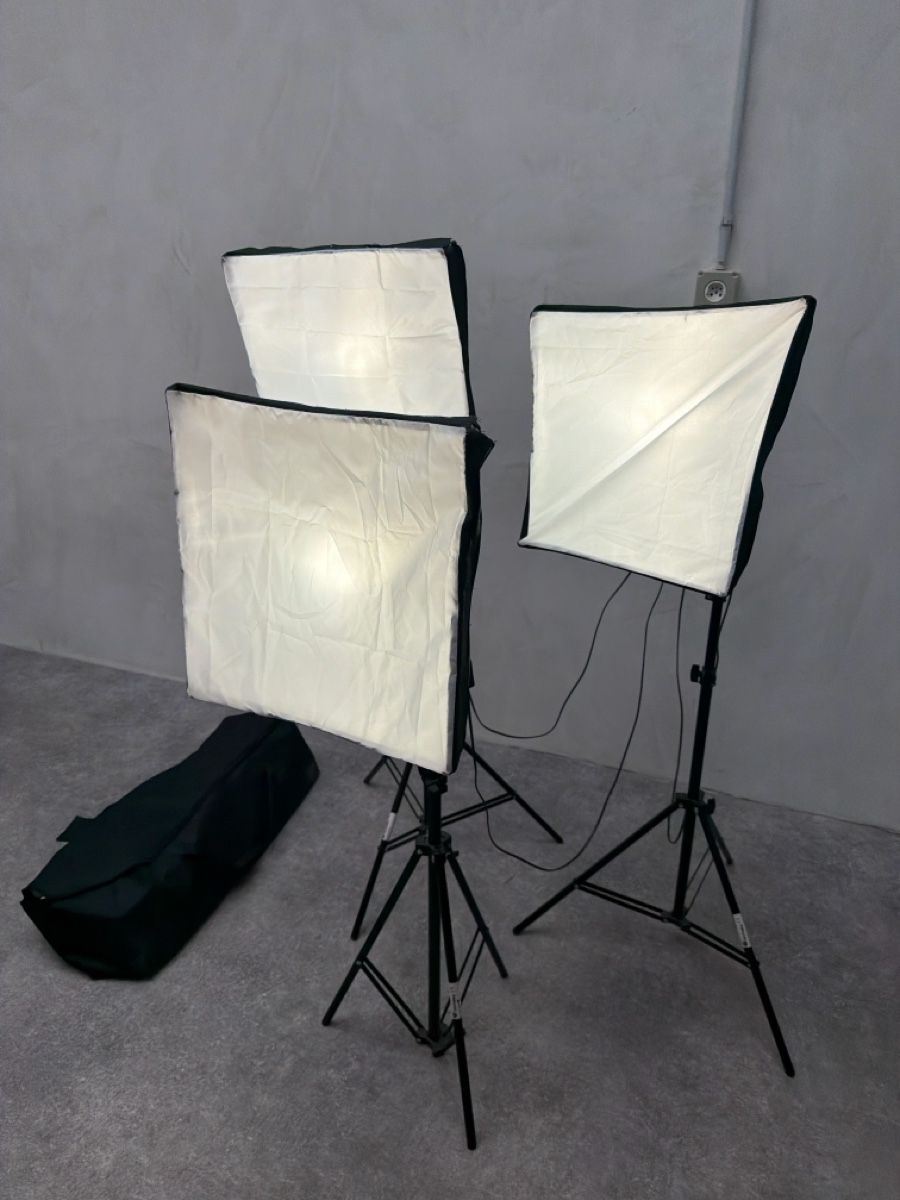 Laboratorio & Camera oscura: Éclairage pour studio photo – Usato da Bulle venduto da ABELiAM 2