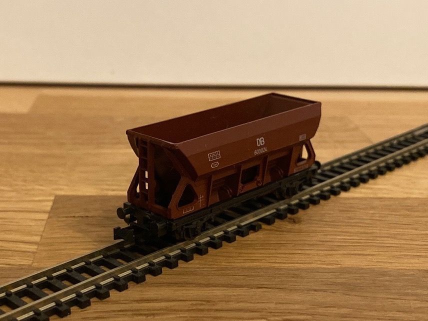 Roco Modellini di ferrovie: Roco 2302 Selbstentladewagen – Nuovo (secondo la descrizione) da Schlierbach venduto da Look8 2