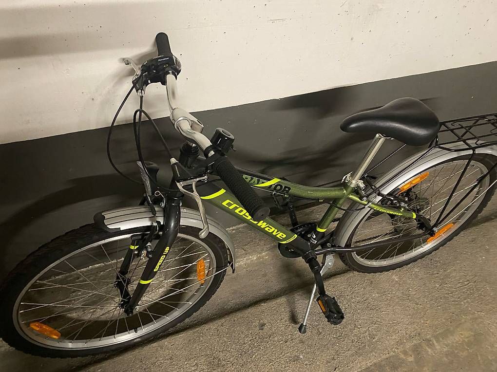 Velos: Vélo pour enfant de 10 ans.  – Neu und originalverpackt aus Le Landeron von Mat_j8qn 1