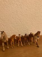 Schleich Pferde brau mit Fohlen